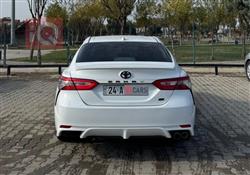 تۆیۆتا کامری